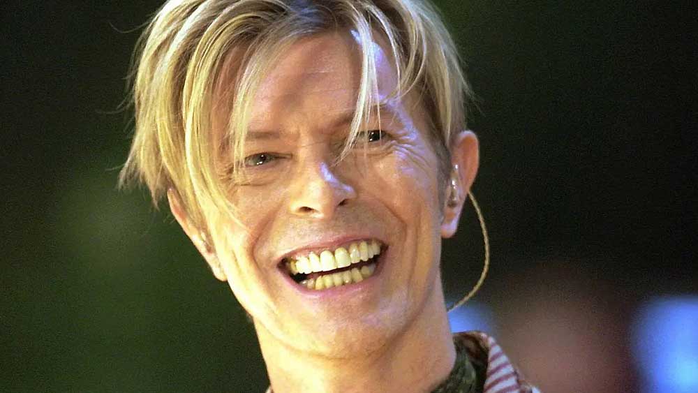 Dieci anni senza David Bowie, l&rsquo;eredit&agrave; di un artista che non ha mai smesso di cambiare